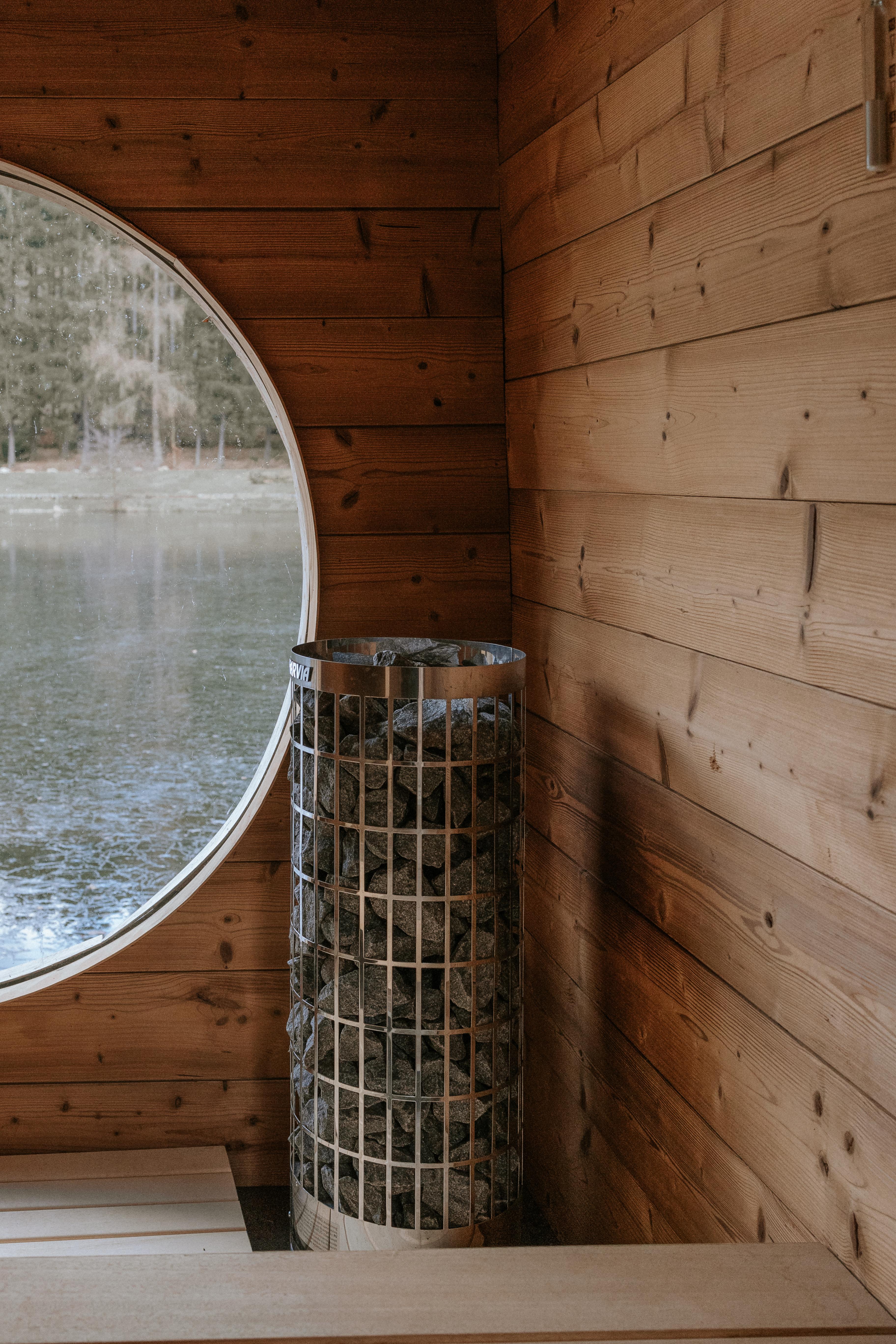 Lesni sauna zprava